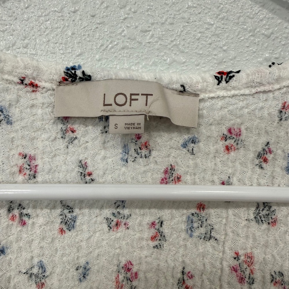 LOFT White Floral Textured Long Sleeve Scoop Neck Top Women's Size Small - Picture 4 of 8